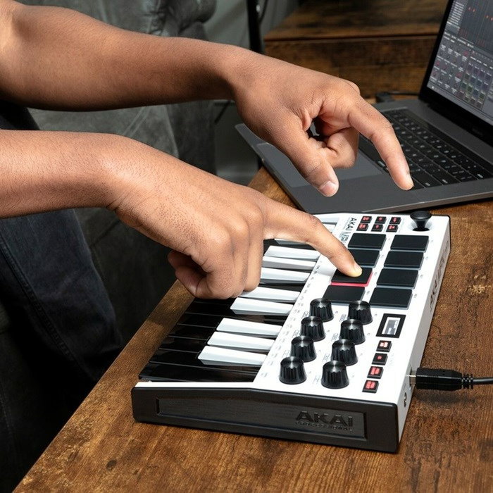 AKAIPRO MPK MINI MK3 - WHITE