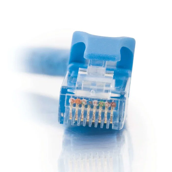 C2G 83388 Cable de Red Patch Cat6 UTP, Cable de Interconexión RJ-45 Macho a RJ-45 Macho, Color Azul, Longitud 2 Metros
