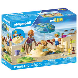 Playmobil Día de Playa 71906 Set de Construcción Castillo de Arena con Accesorios y Figuras
