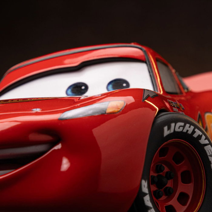 Iron Studios Estatua 1/10 Art Scale Lightning Mcqueen Cars