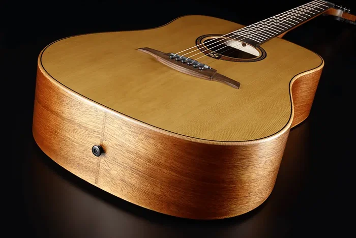 LAG Guitarra Acústica Dreadnought Tramontane 170 Natural Satinado