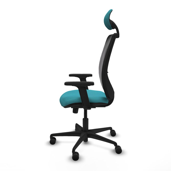 Silla de oficina Zulema con mecanismo Sincro tapizada con Tela color Turquesa y malla color Negro. Equipada con lumbar 1D, Brazos 2D, Cabecero Fijo y Ruedas 65mm nailon