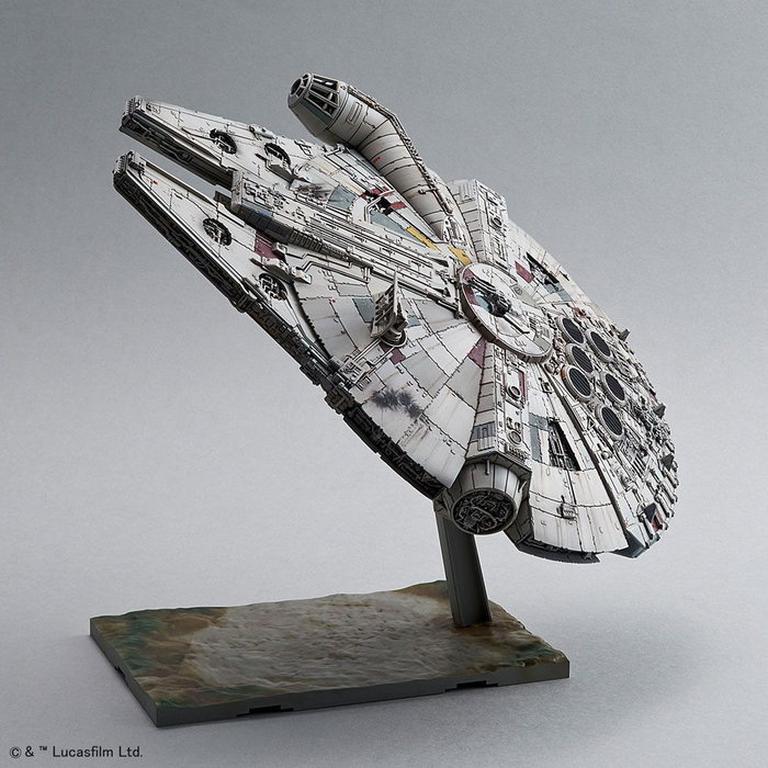 Star Wars Episode VII Maqueta 1/144 Millennium Falcon