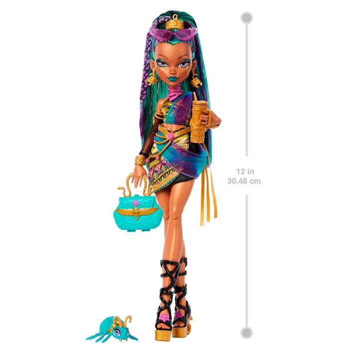 Mattel Monster High Muñeca Nefera De Nile con Lavish y 7 Accesorios