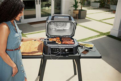 Ninja OG901EU Barbacoa Eléctrica de Exterior con Ahumador y Freidora de Aire ProConnect XL