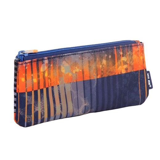 Milan Portatodo Pequeño Plano Serie Especial Fizz Estampado Energético Degradados Noche Azul Marino Naranja Poliéster 23x9x1.5 cm Milan Portatodo Pequeño Plano Serie Especial Fizz Estampado Energético Degradados Noche Azul Marino Naranja Poliéster 23x9x1.5 cm