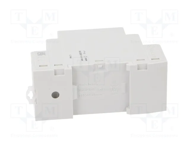 FINDER Programador de tiempo digital con NFC, 110-230VAC