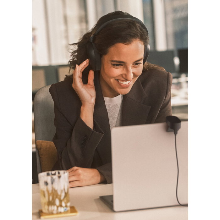 Jabra Evolve3 85 UC con Ladestation y Link 390a - Negro