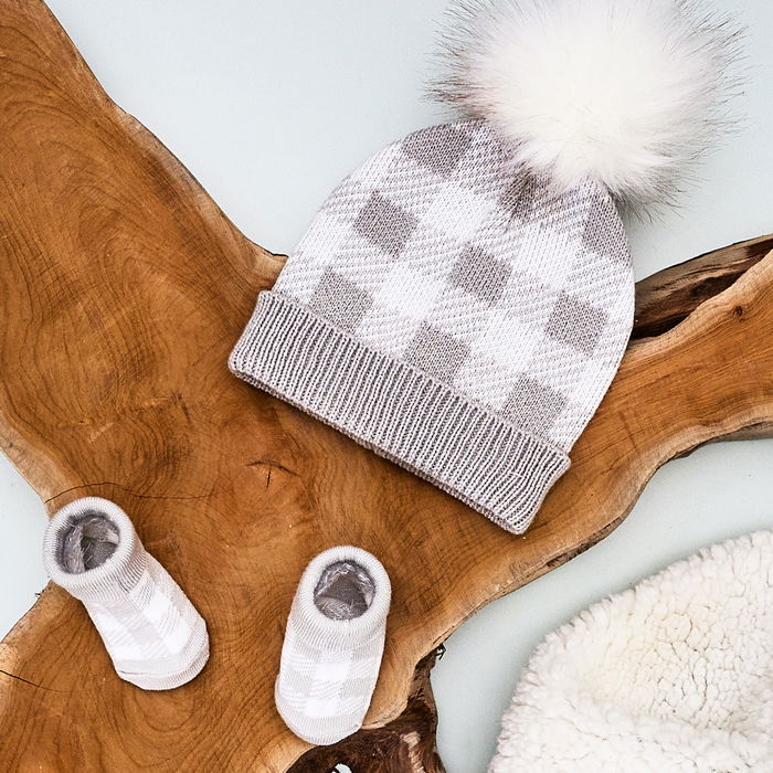 Tom et Zoe Conjunto Gorro Y Calcetines Modelos Surtidos Cuadros Grises Rayas Azules