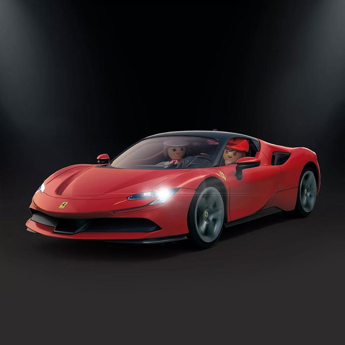 Playmobil Ferrari Sf90 Stradale 71020 Coche de Juguete con Figuras y Luces