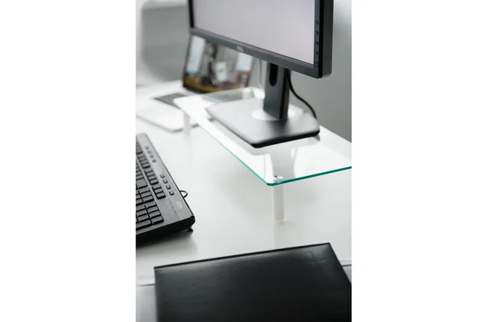 Digitus DA1-90358 Soporte Elevador para Monitor de 13 a 32 Pulgadas, Base de Vidrio Transparente, 56x21x8 cm, Soporta hasta 20 kg