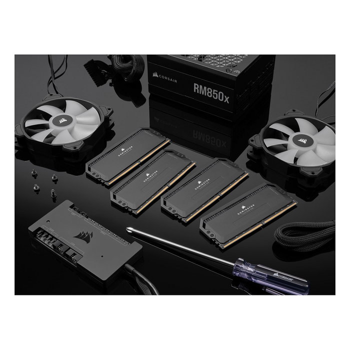 Corsair CMT64GX5M2B6600C32 Memoria RAM DDR5 64 GB (2x32 GB) 6600 MHz CL32 Dual Kit Dominator Platinum Negro Intel XMP