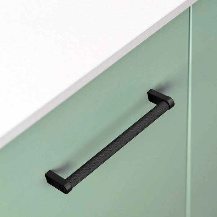 Emuca Lote de 5 tiradores para mueble Bergen, L141mm, intereje 128mm, Aluminio, Pintado negro