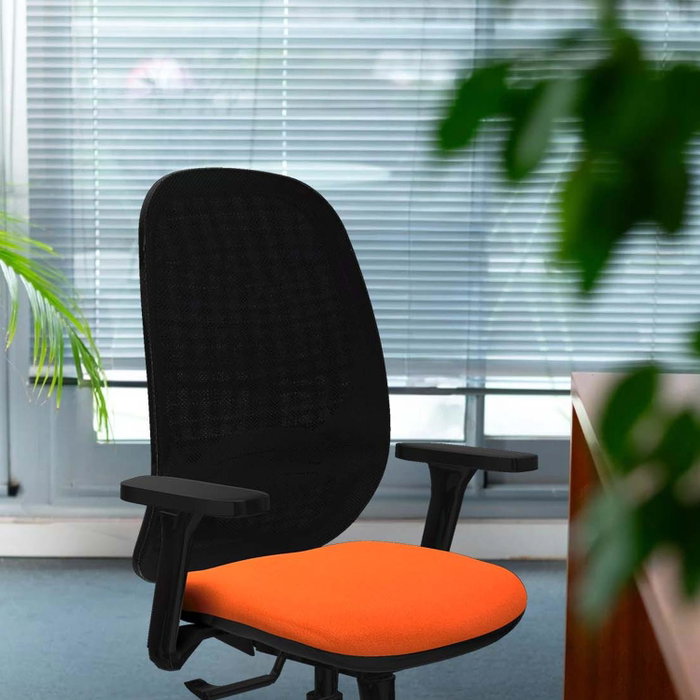 PIQUERAS Y CRESPO Silla de oficina Cilanco con mecanismo Sincro/Traslack Negro y Gris
