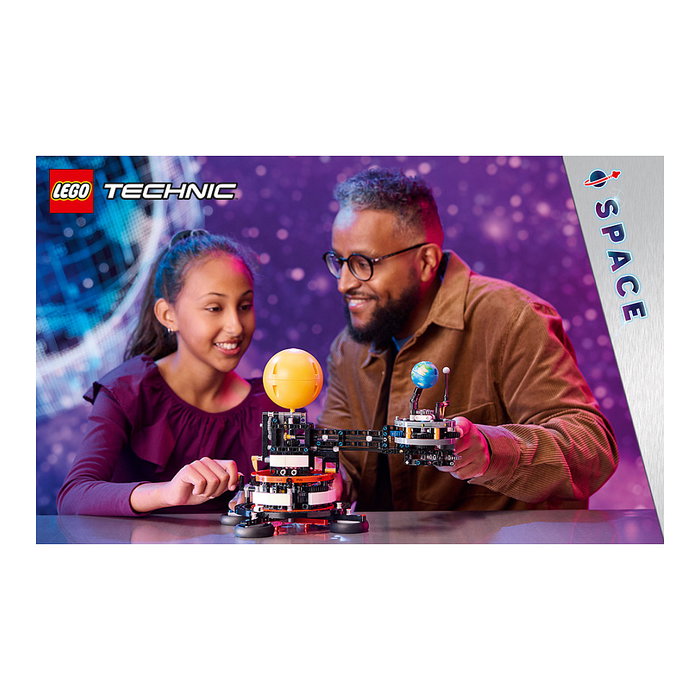 Lego Technic Planeta Tierra y Luna en Órbita 42179