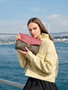 Lucky Bees Bolso Bandolera 1228 v2 Rojo Claret y Marrón Piel de Polivinilo 26x10x20 cm
