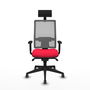 Silla de oficina Horna con mecanismo Sincro tapizada con Tela color Rojo y malla color Gris. Equipada con lumbar 1D, Brazos 1D, Cabecero Fijo y Ruedas 65 mm parqué