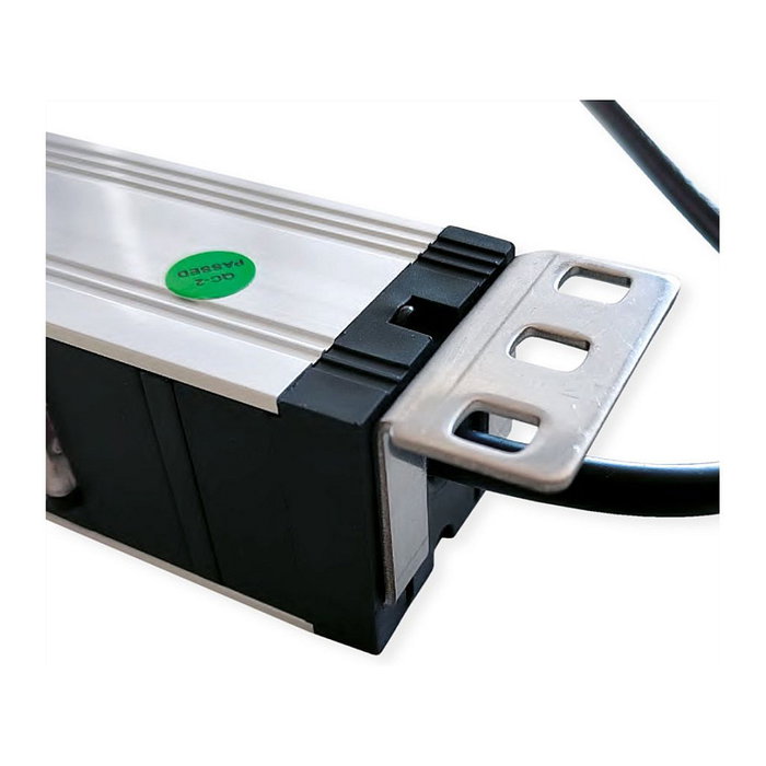 PDU Básica 1U con 7 Salidas AC Tipo F, 3 m de Cable PDU Básica 1U con 7 Salidas AC Tipo F, 3 m de Cable