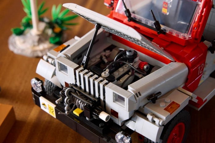 LEGO Jurassic World - Jurassic Park Jeep Wrangler