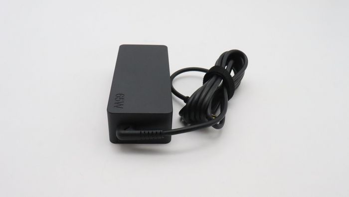 Lenovo Adaptador de Corriente de 65W USB-C Lenovo Adaptador de Corriente de 65W USB-C