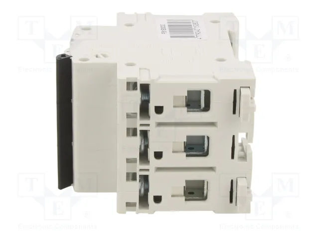 Promfactor Baltic Interruptor magnetotérmico ECO 32A 3 polos Promfactor Baltic Interruptor magnetotérmico ECO 32A 3 polos
