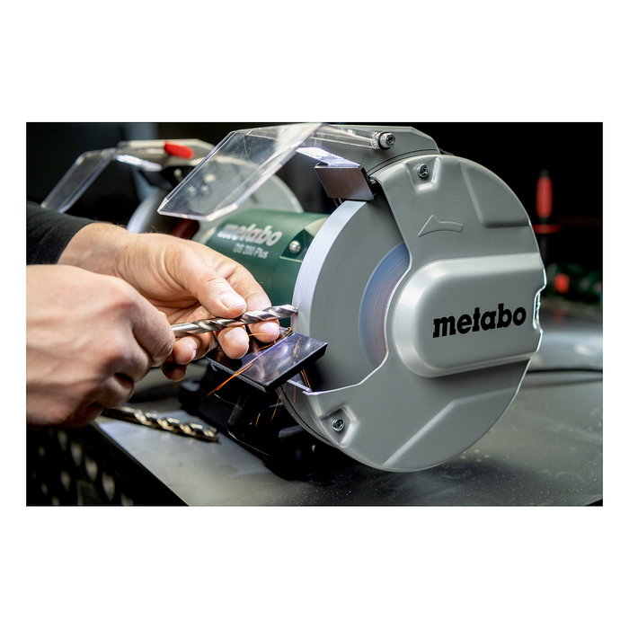 Metabo DS 200 Plus Amoladora de doble eje 2980 RPM 600 W, rueda abrasiva de óxido de aluminio de 200 mm, negro/verde/gris, Alemania