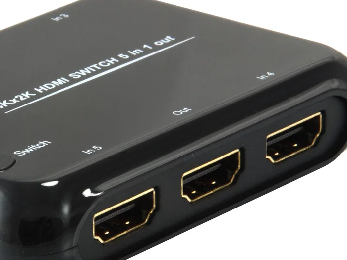 Equip 332722 Switch HDMI de 5 entradas y 1 salida, 7.1 canales, Negro