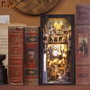 CuteBee Maqueta Book Nook Nebula Common Room