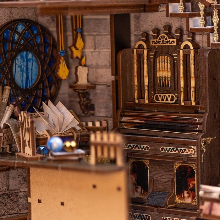 CuteBee Maqueta Book Nook Nebula Common Room