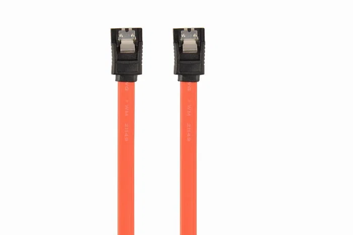 Gembird CC-SATAM-DATA Cable de datos SATA III 0.5 metros con clip de seguridad, conexión Hembra/Hembra, Negro y Rojo, velocidad 6 Gbit/s
