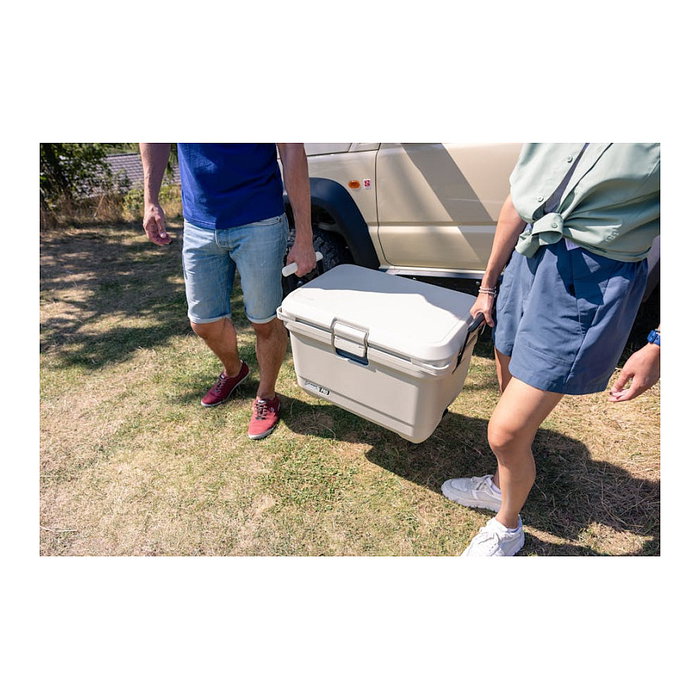Coleman Pro 45QT Cooler Box Blanco