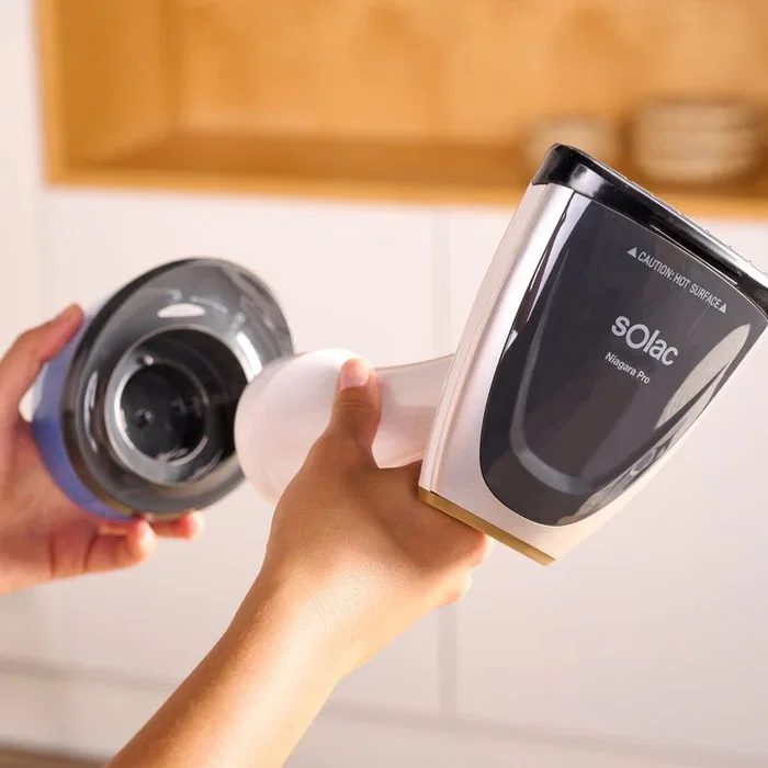 Solac Niagara Pro Vaporizador Manual de Prendas, Plancha Vertical 1680W, Depósito 0.2L, Vapor 40g/min, Color Blanco