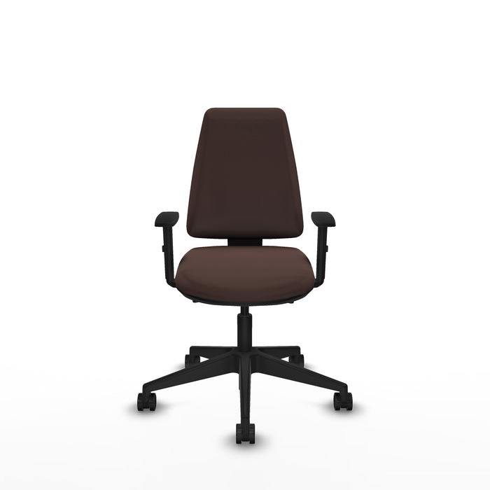 Silla de oficina Elche con mecanismo Asincro tapizada con Similpiel color Marrón oscuro. Equipada con Base piramidal negra, Brazos 1D y Ruedas 65mm nailon