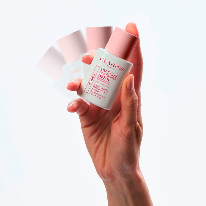 Clarins UV Plus Skin Barrier Protector Solar Facial SPF50+ 30 ml - Multiprotección UVA/UVB y Anticontaminación