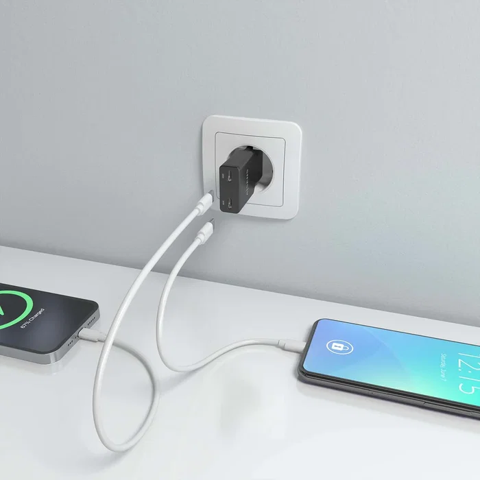 AISENS Cargador GaN Ultra Delgado 30W con 2 Puertos USB-C Negro