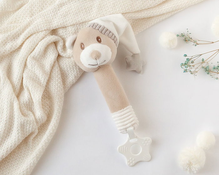 KioKids Sonajero Cricri Osito Con Gorro Y Mordedor Dolci Amici Beige KioKids Sonajero Cricri Osito Con Gorro Y Mordedor Dolci Amici Beige