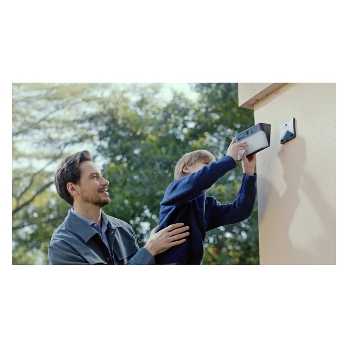Eufy Solar Wall Light Cam S120 Cámara Solar con Luz de Pared 2K Eufy Solar Wall Light Cam S120 Cámara Solar con Luz de Pared 2K