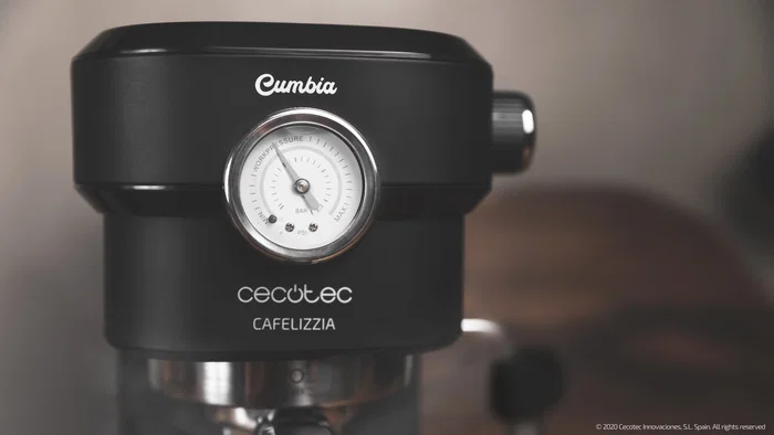 CECOTEC Cafelizzia 790 Pro Semi-automática Negro y Acero inoxidable