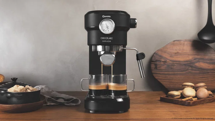 CECOTEC Cafelizzia 790 Pro Semi-automática Negro y Acero inoxidable