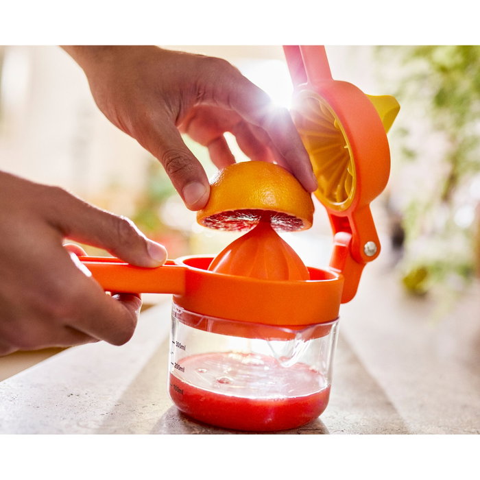 Joseph Joseph JuiceMax Plus Exprimidor de Cítricos con Taza Medidora, Naranja Joseph Joseph JuiceMax Plus Exprimidor de Cítricos con Taza Medidora, Naranja