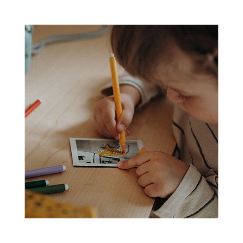 Kidywolf Sofortbildkamera e Impresora Instantánea para Niños, Cámara Digital Infantil con Pantalla 2.4", 8 MP, SD, USB-C - Verde y Blanco