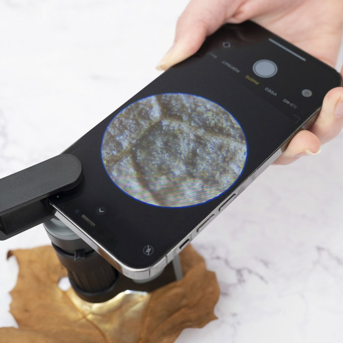 Carson MicroBrite Pro Microscopio de Bolsillo LED con Clip Adaptador para Smartphone, 60x-120x Carson MicroBrite Pro Microscopio de Bolsillo LED con Clip Adaptador para Smartphone, 60x-120x