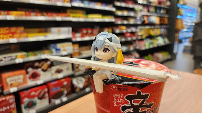 Goddess of Victory: Nikke Estatua PVC Cup Noodle Holder Modernia 8 cm