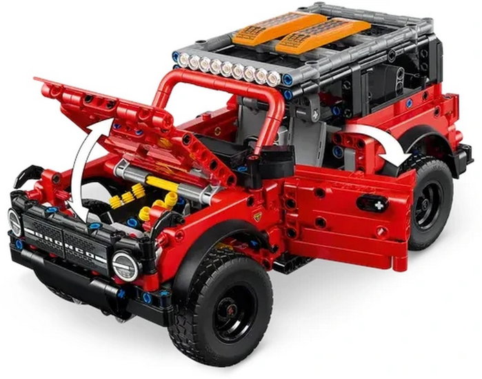 LEGO Technic Ford Bronco Offroader 42213