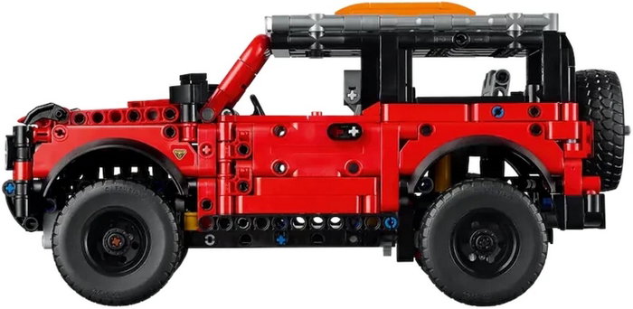 LEGO Technic Ford Bronco Offroader 42213