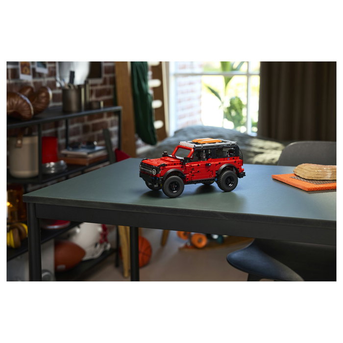 LEGO Technic Ford Bronco SUV 42213 LEGO Technic Ford Bronco SUV 42213