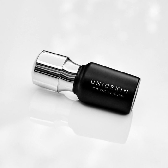 Crema Antiedad para el Contorno de Ojos y Labios Unicskin UNIC EYES 15 ml