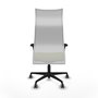 Sillón Albacete con mecanismo Sincro tapizada con Tela color Verde oliva y malla color Blanco. Equipado con Base nailon negra, Brazos 1D y Ruedas 65 mm parqué