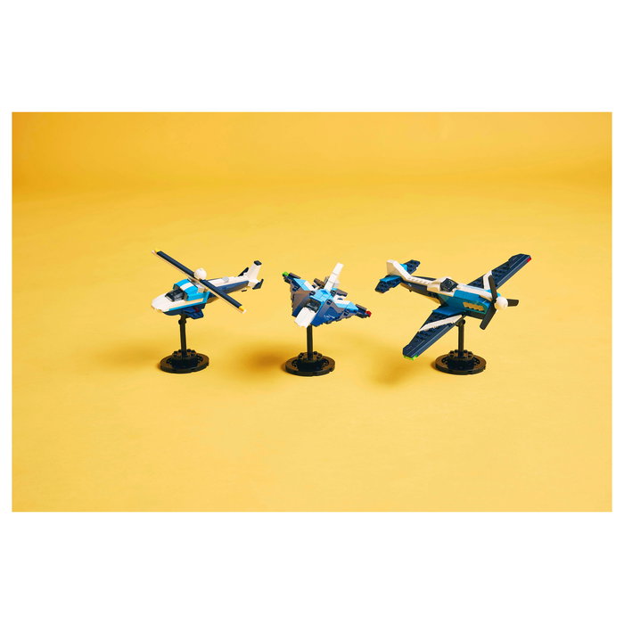 Lego 31160 Avión 3 en 1: Avión de Carreras - Set de Construcción para Niños de 7 Años