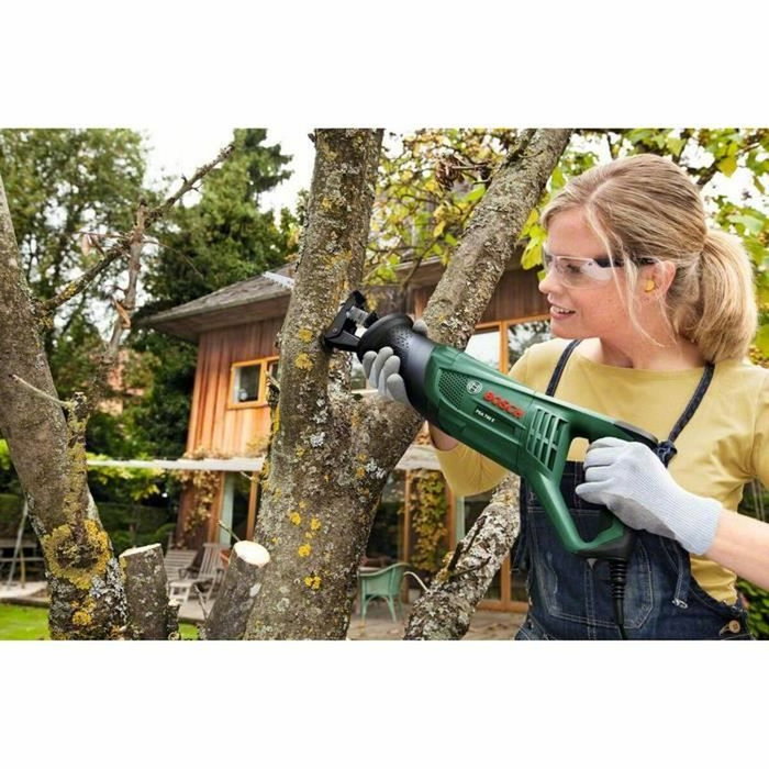 Bosch PSA 700 E Sierra de sable 710W